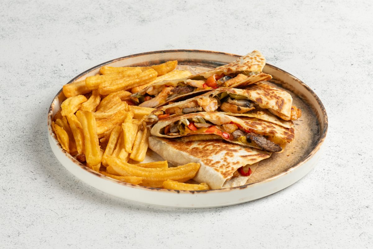 Karışık Quesadilla
