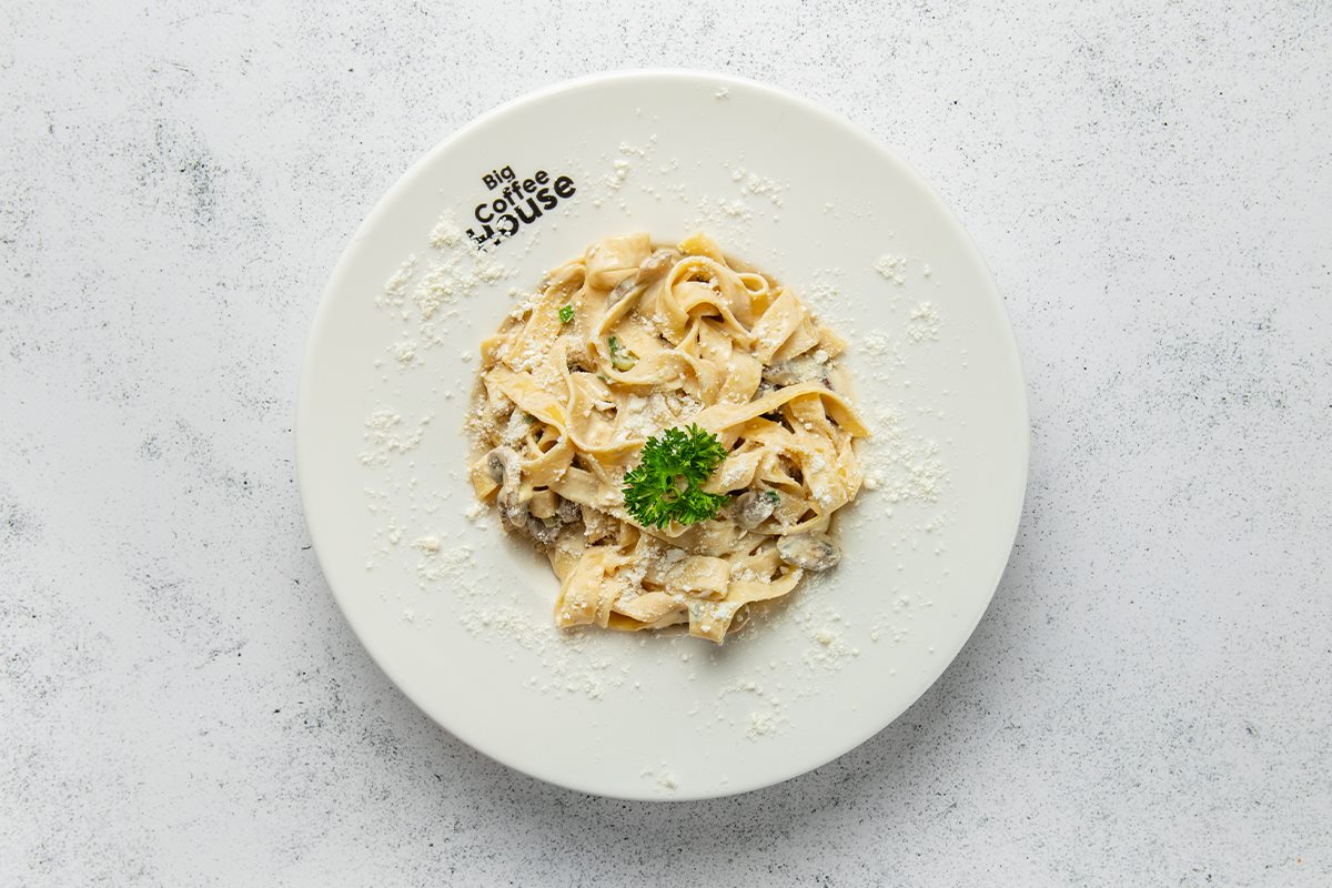 Fettuccine Alfredo