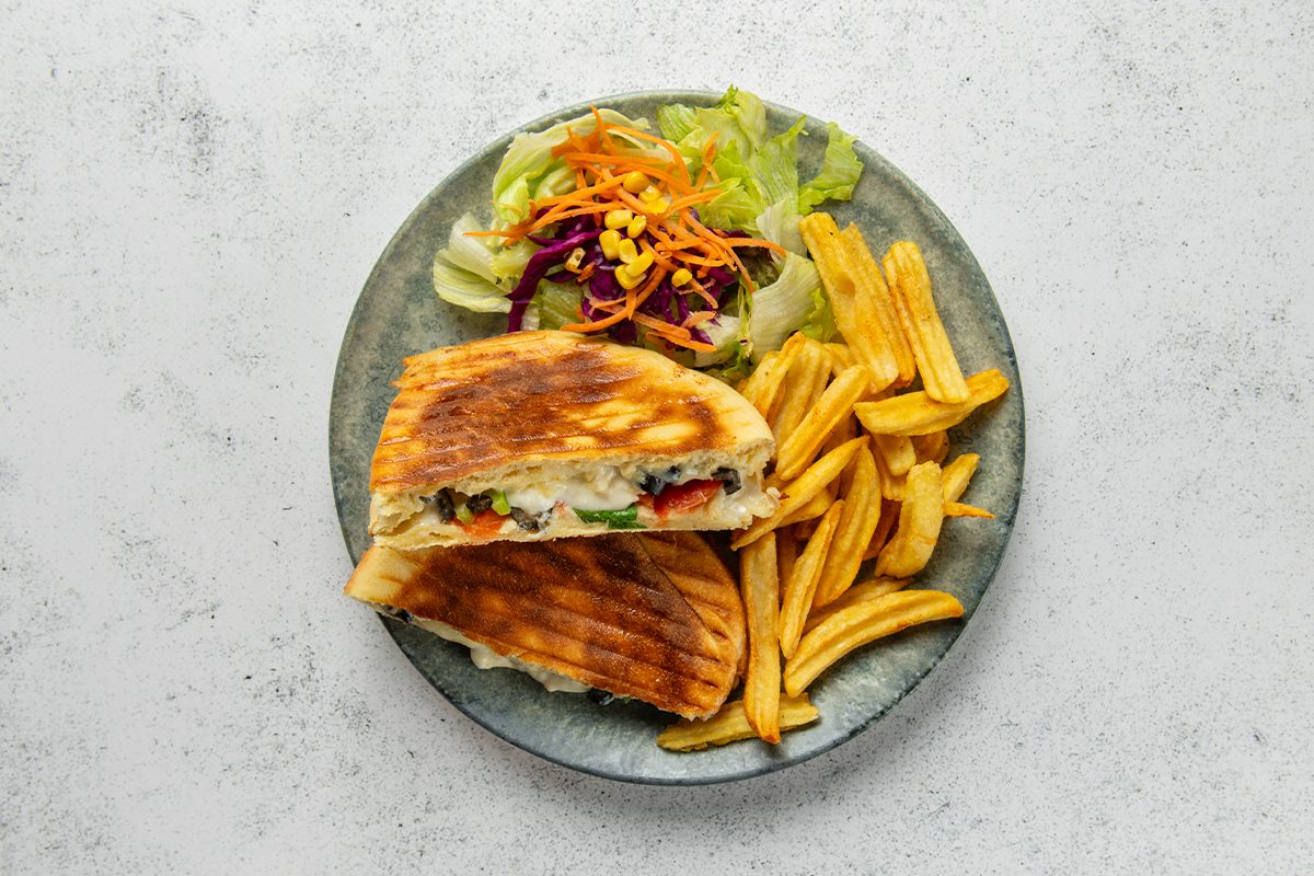 Akdeniz Tost