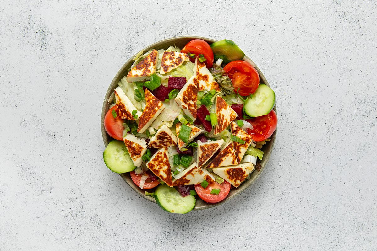 Hellim Peynirli Salata