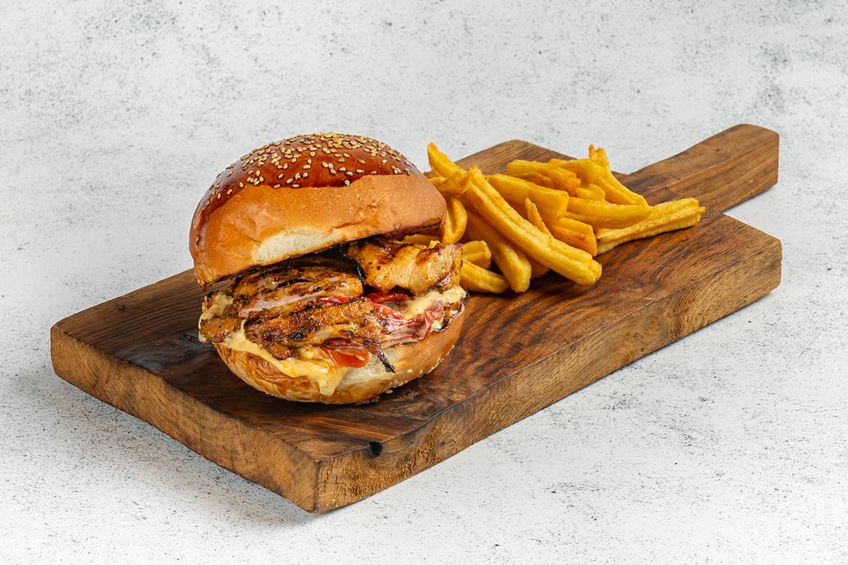 Mangal Tavuk Burger